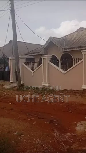 Furnished 7bdrm Apartment in Benin City for sale