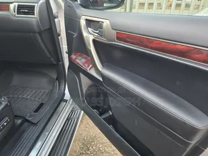 Lexus GX 460 2011 Silver