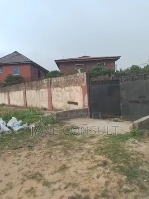 Demolishable Building for Sale