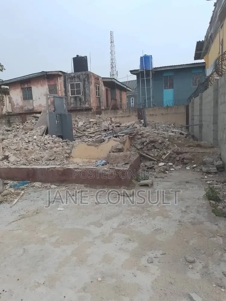 Demolishable Building for Sale