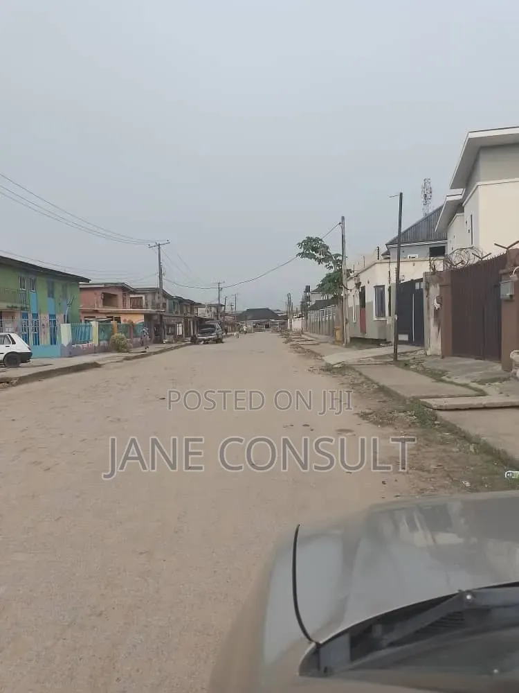 Demolishable Building for Sale