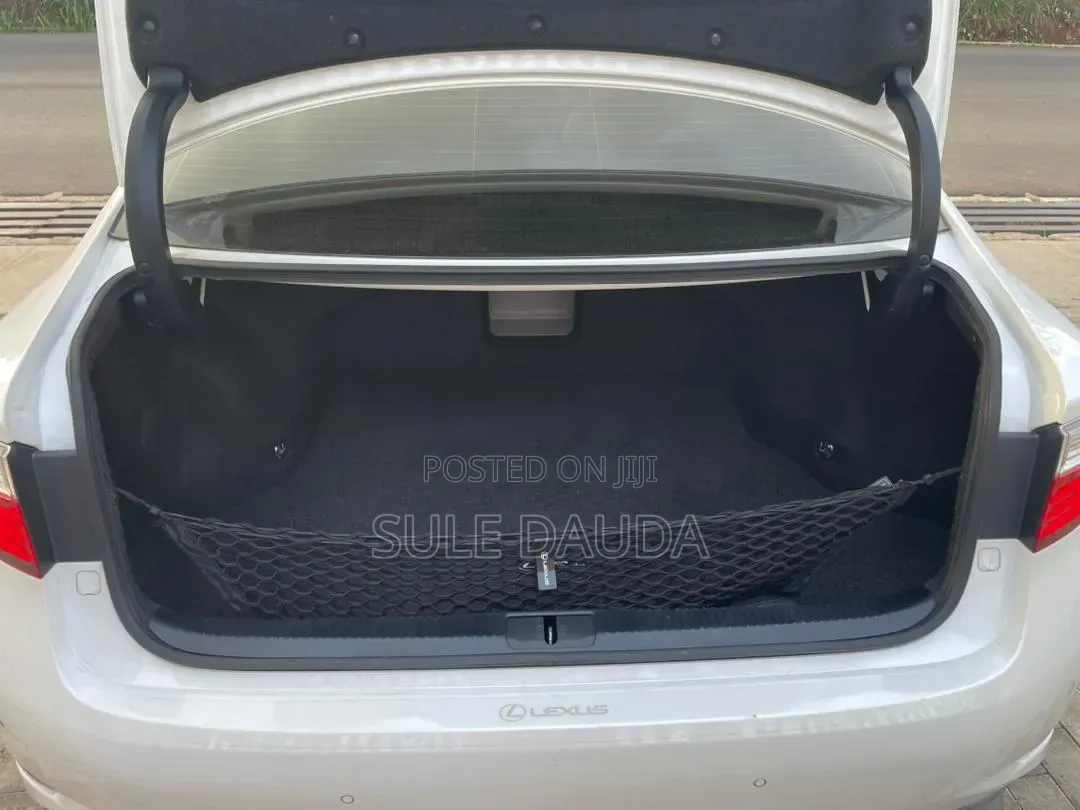 Lexus ES 2014 White