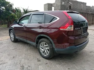 Honda CR-V 2012 Red