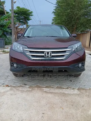Honda CR-V 2012 Red