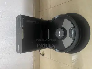 Shark Matrix Plus 2-in-1 Robot Vacuum Mop