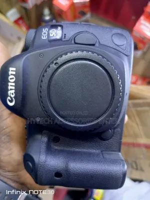Refurbished Canon 5div Camera.