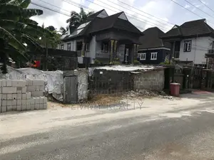 One Plot of Land With a 5 Bedroom Duplex Structure on It