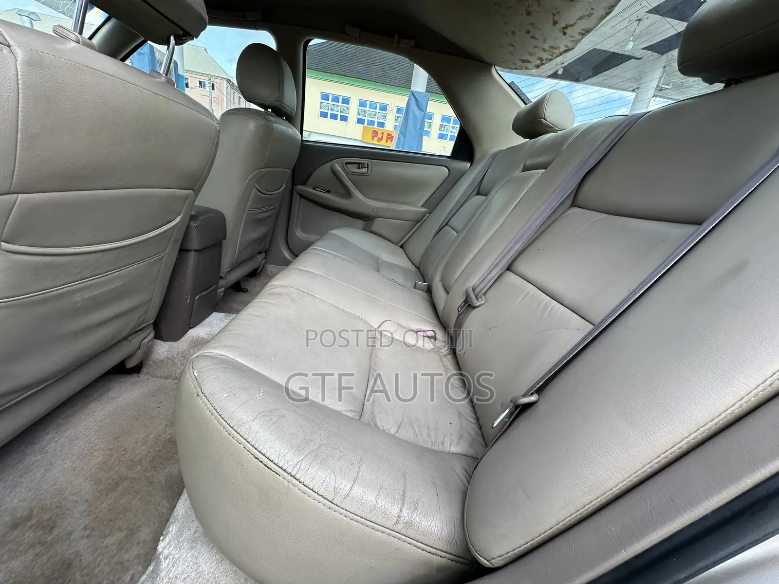 Toyota Camry Automatic 1999 Gold