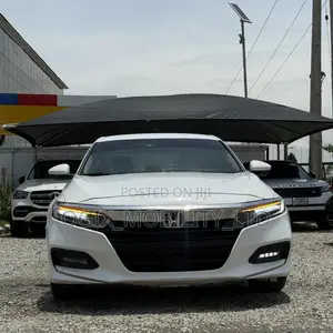 Honda Accord 2018 White