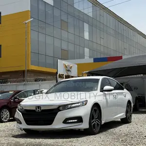 Honda Accord 2018 White