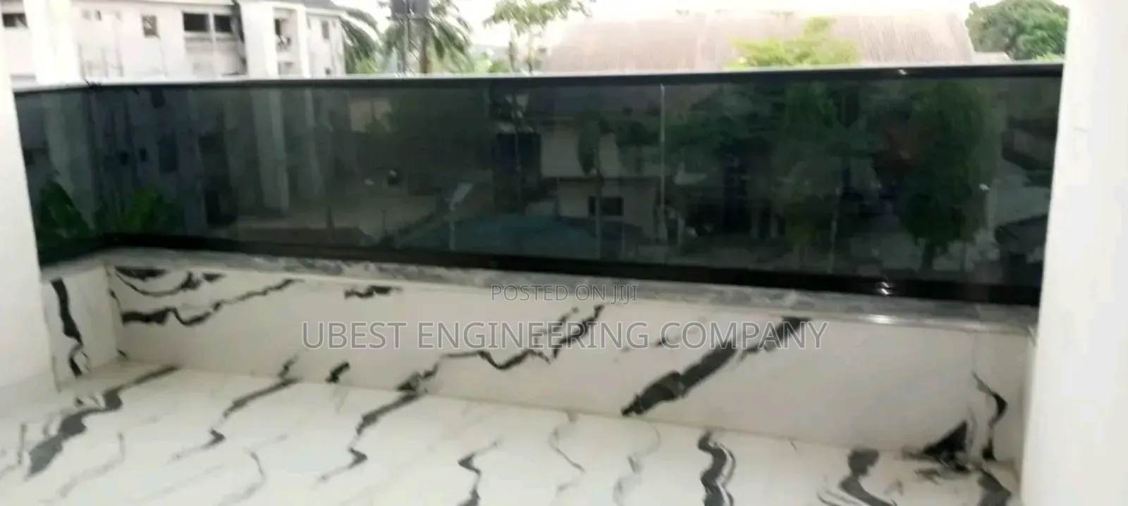 Durable Tampered Frameless Rail