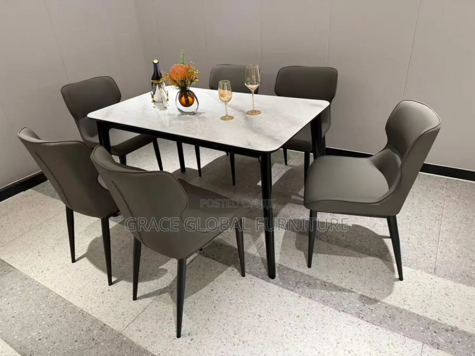Luxury Dining Experience Set-Strong and Stylish