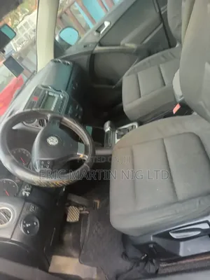 Volkswagen Tiguan 2011 Gray