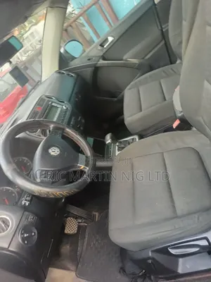 Volkswagen Tiguan 2011 Gray