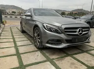 Mercedes-Benz C300 2016 Gray