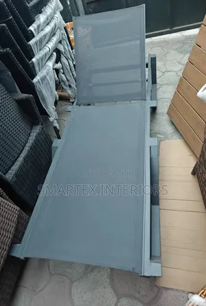 Classic Design Swimming Pool Bed