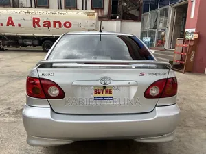 Toyota Corolla 2004 Silver
