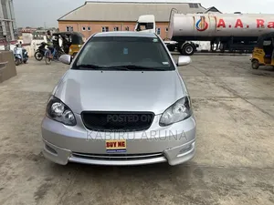 Toyota Corolla 2004 Silver