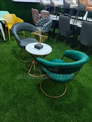 Executive Fabric Iron Leg Chair With Table