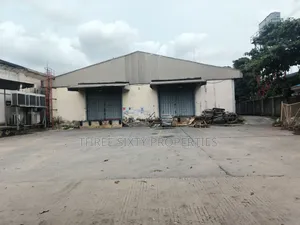 One Bay Warehouse of 27,574 SQFT