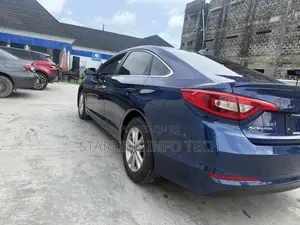 Hyundai Sonata SE 4dr Sedan (2.4L 4cyl 6A) 2015 Blue
