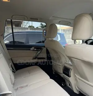 Lexus GX 460 AWD 2023 White