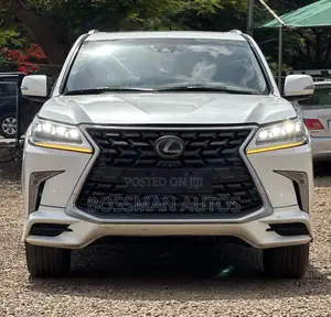 Lexus LX 570 AWD 2018 Off white