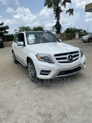 Mercedes-Benz GLK-Class 350 4MATIC 2014 White