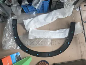Fender Chrome 2023 Honda HRV