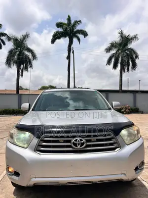 Toyota Highlander 4x4 2009 Silver