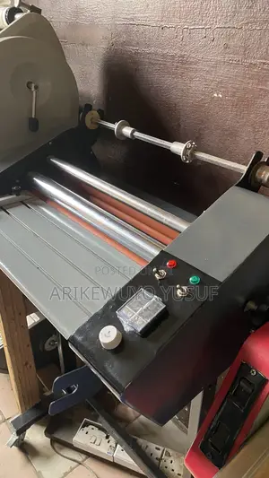 Laminating Machine