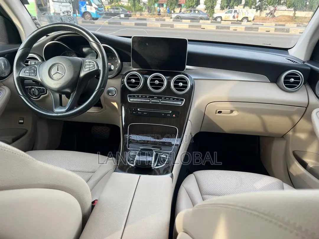 Mercedes-Benz GLC-Class 2017 Blue
