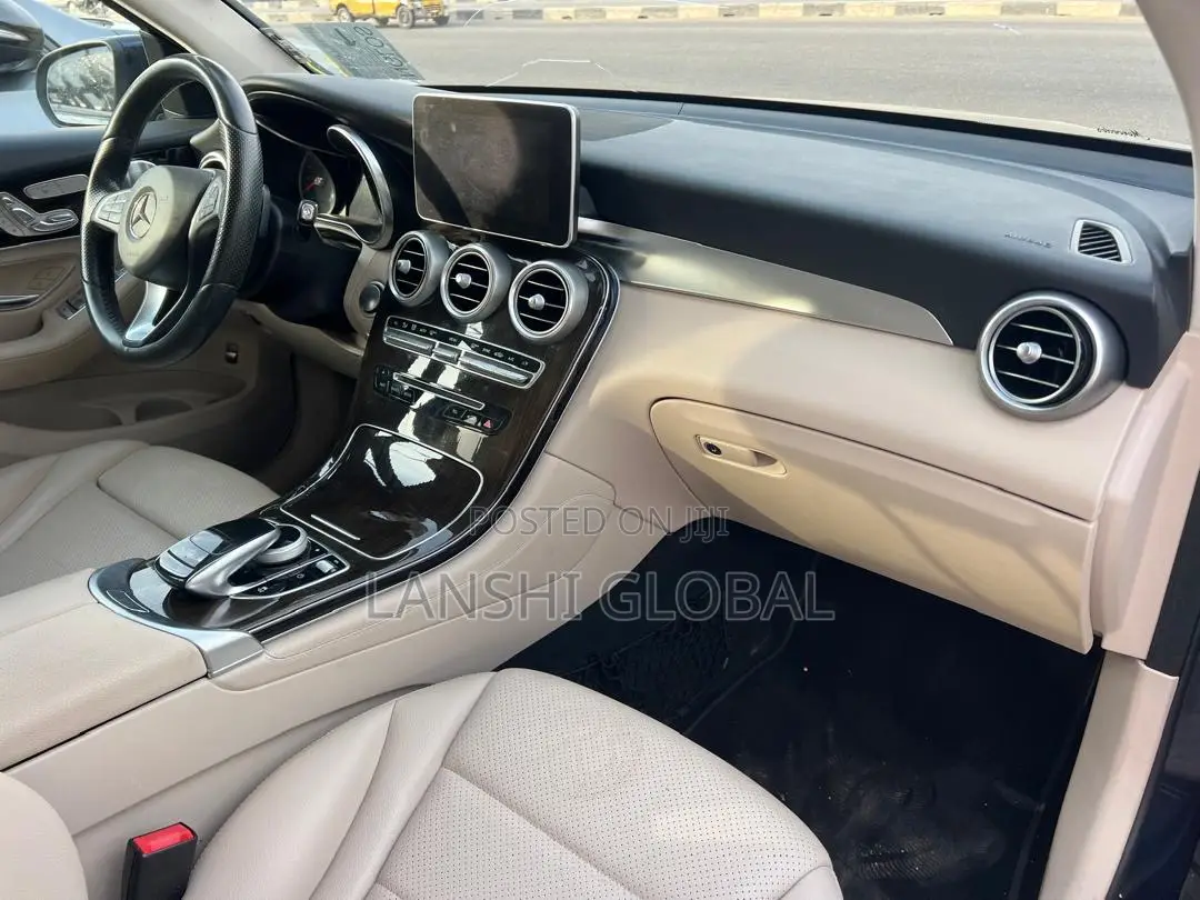 Mercedes-Benz GLC-Class 2017 Blue