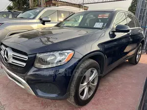 Mercedes-Benz GLC-Class 2017 Blue