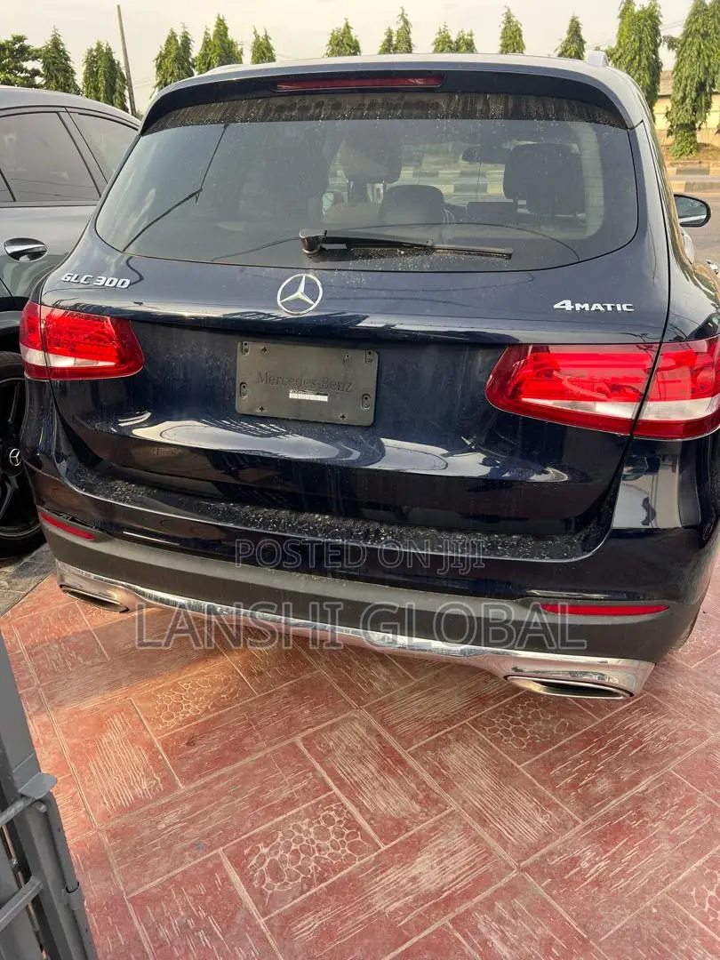 Mercedes-Benz GLC-Class 2017 Blue