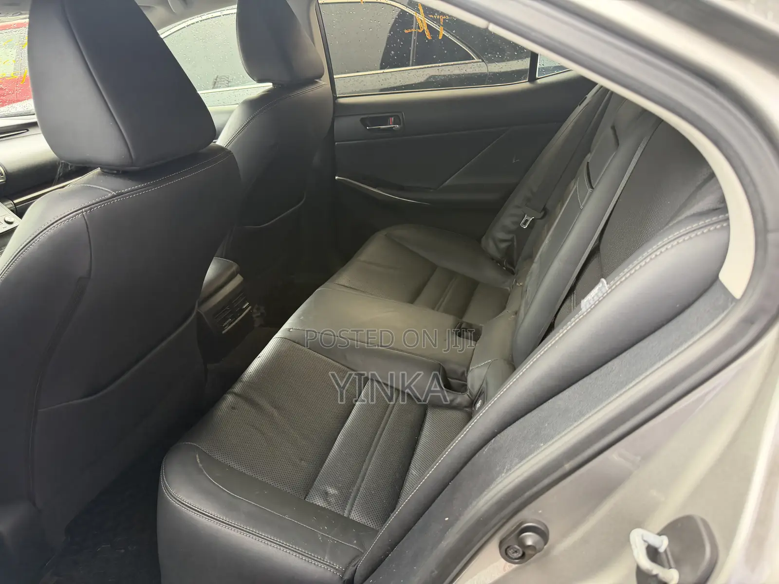 Lexus IS 2015 Gold