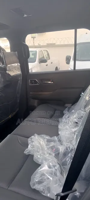 New Toyota Land Cruiser LC300 2025 Black