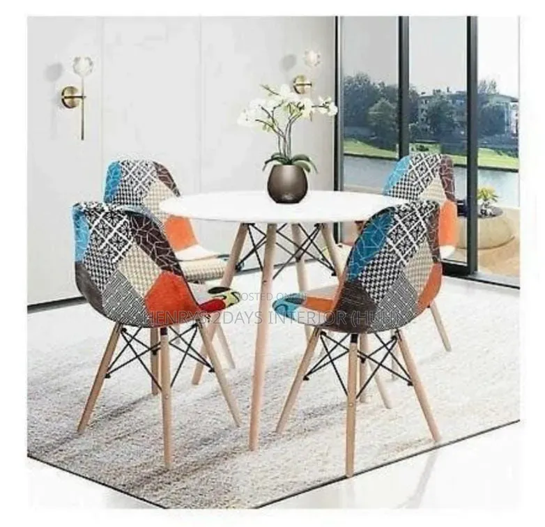 Restaurants Dining Table With Chairs