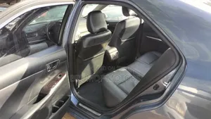 Toyota Camry XLE 4dr Sedan (2.5L 4cyl 6A) 2015 Ivory