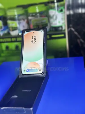 New Samsung Galaxy S24 FE 128 GB Green