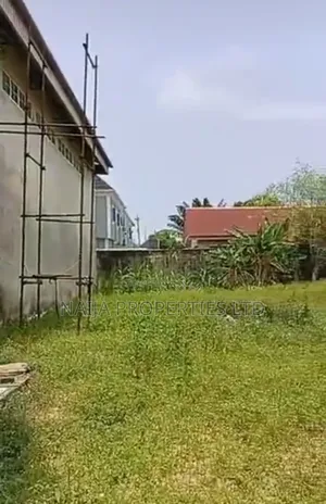 Warehouse at Parapo, Awoyaya for Lease