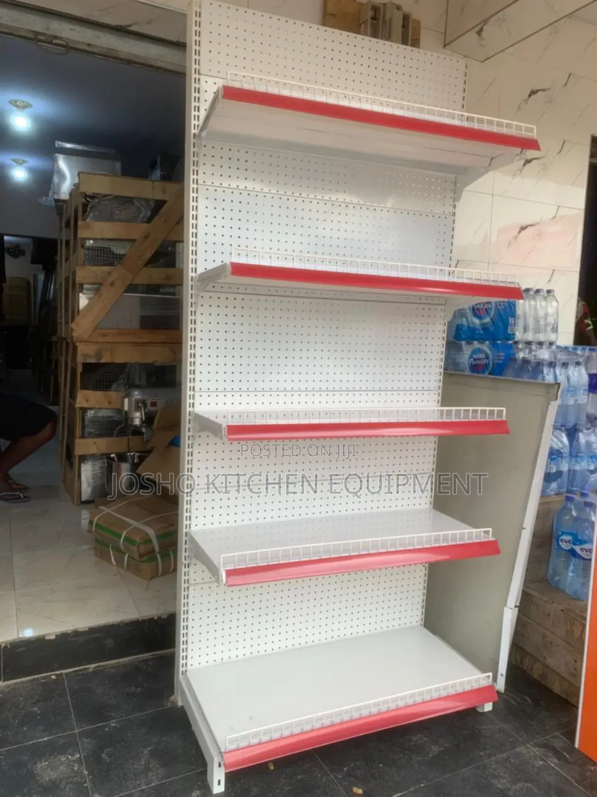 Single Supermarket Shelf