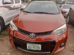 Toyota Corolla S 4dr Sedan (1.8L 4cyl CVT) 2015 Red