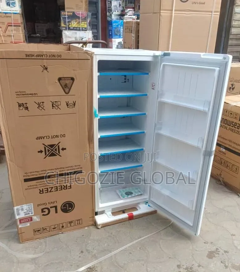 Upright Refrigerator