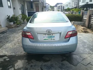 Toyota Camry LE 4dr Sedan (2.4L 4cyl 5A) 2009 Blue
