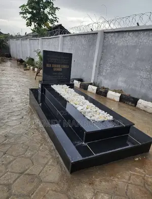 Marble Grave / Tomb