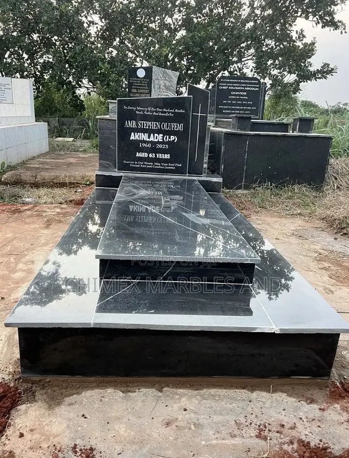 Premium Marble Grave Design Installation | Custom Tombstone