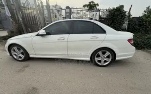 Mercedes-Benz C300 Sport Sedan AWD (3.0L 6cyl 7A) 2008 White
