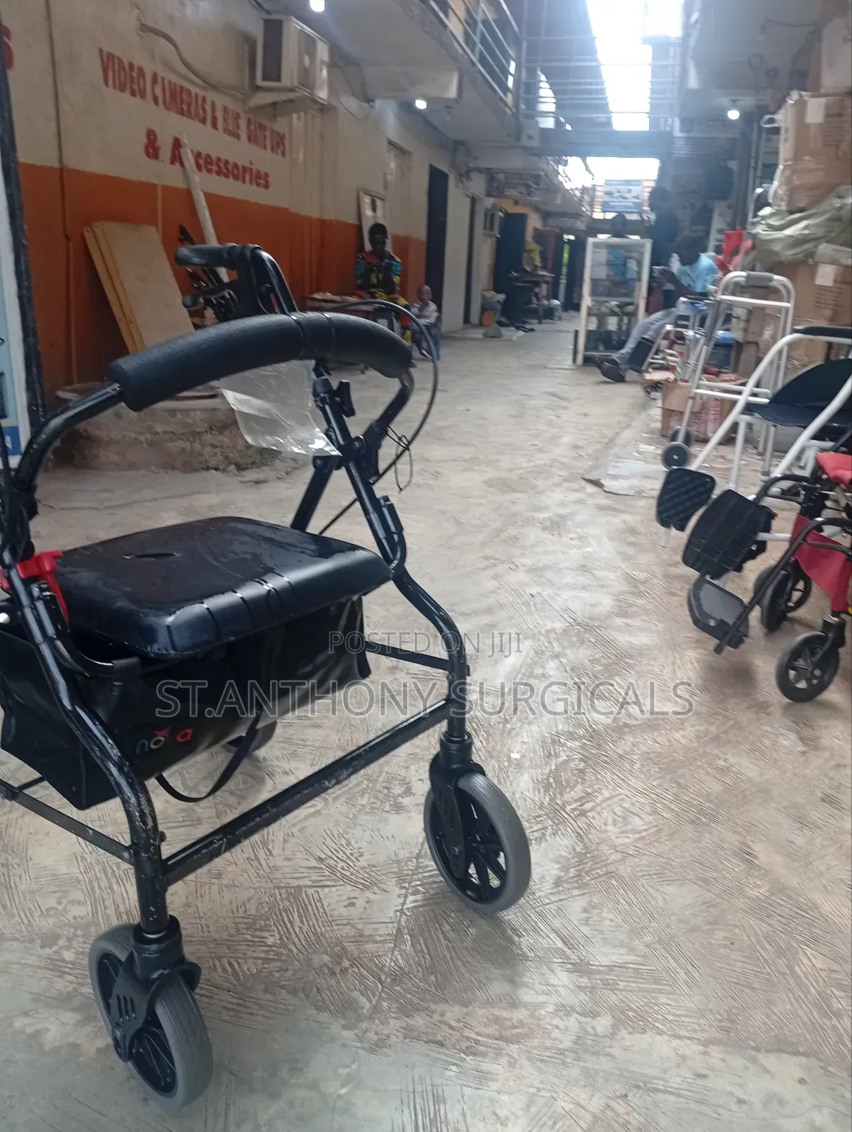 Walker With Seat