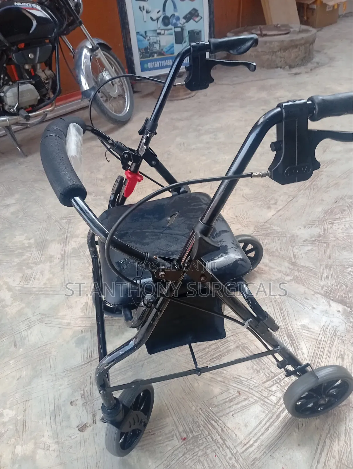 Walker With Seat